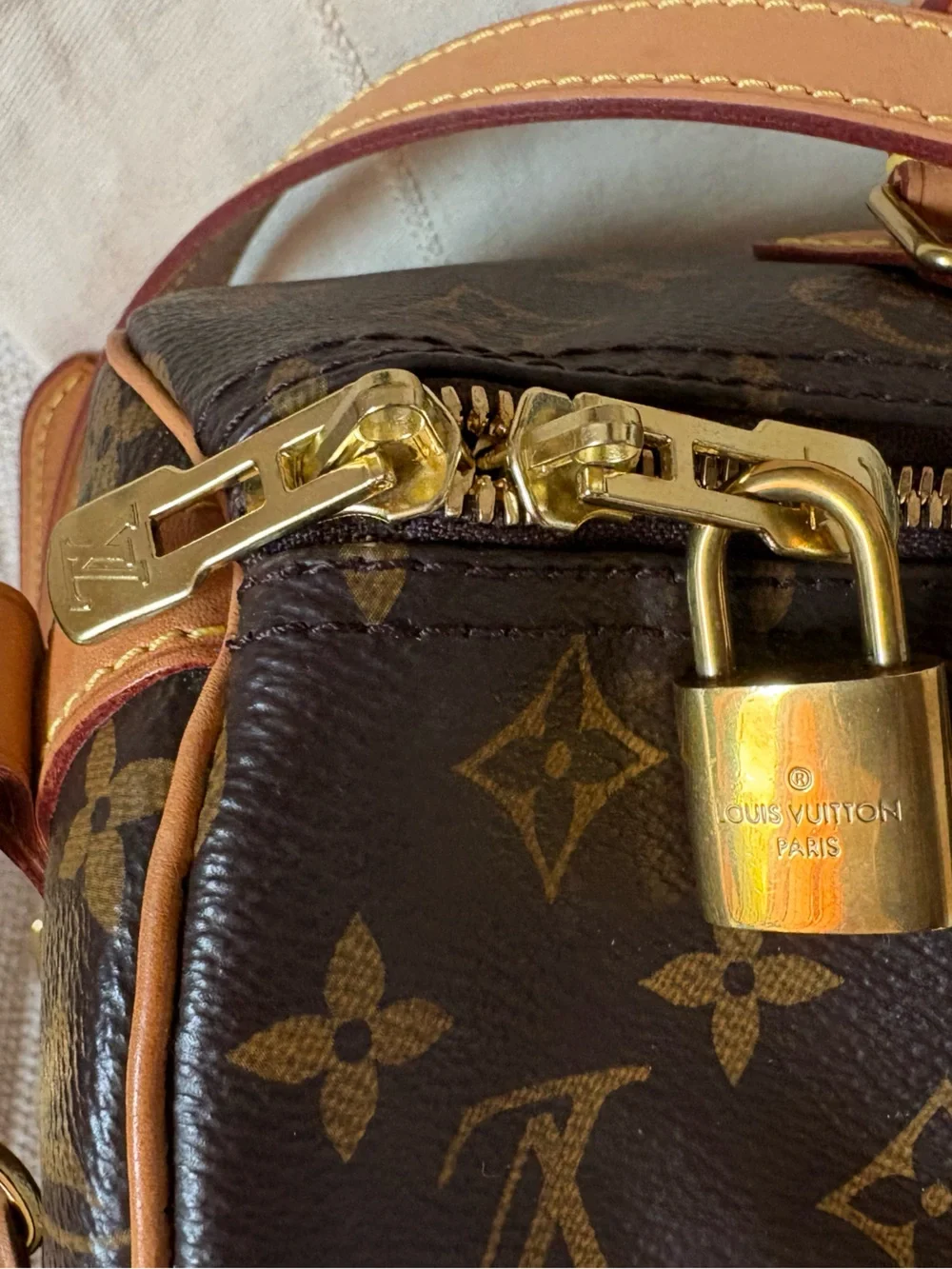 Louis Vuitton monogram canvas Speedy 30 Bandoulière